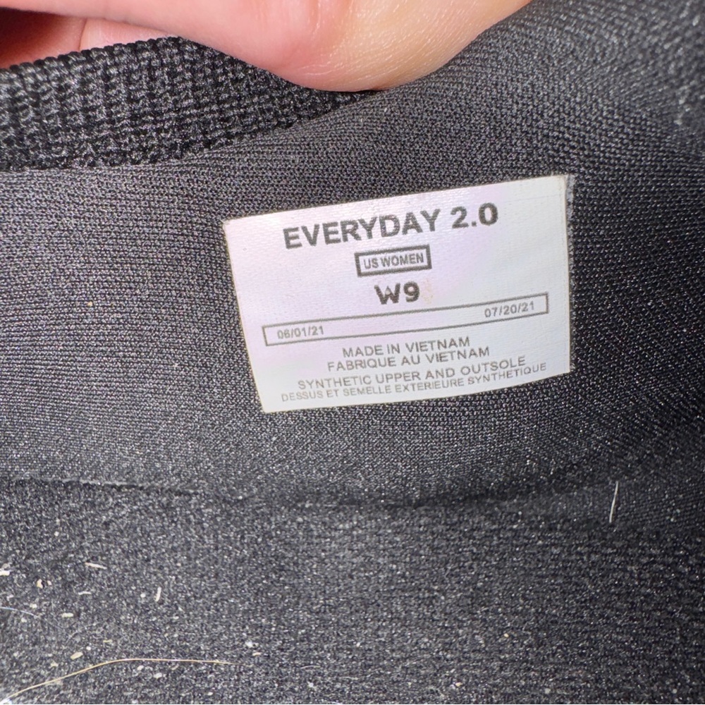 Vessi Everyday 2.0 Waterproof Black Move Sneakers women's size 9 - Picture 6 of 7